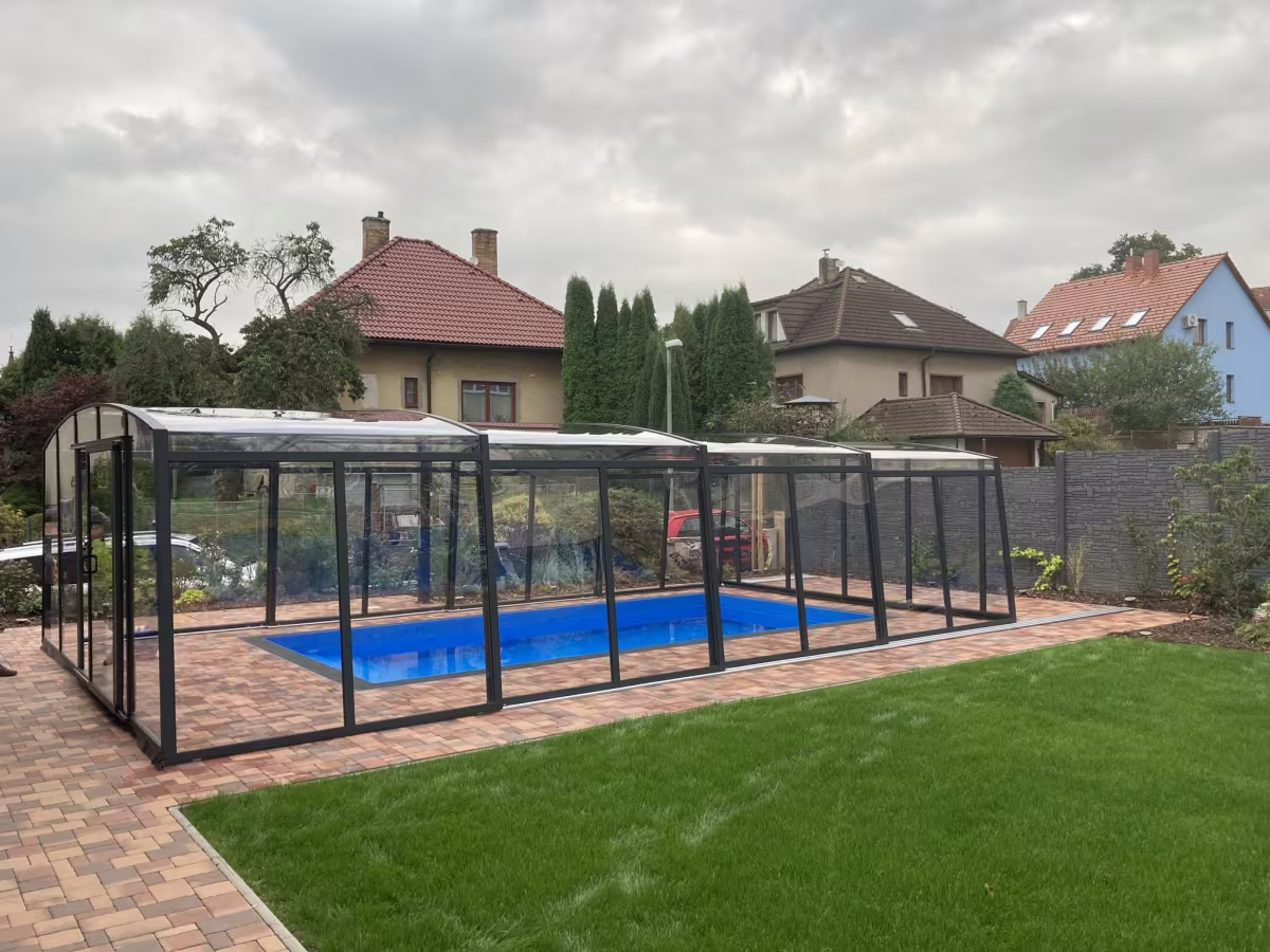 Atypické zastřešení bazénů - www.bazeny-pulda.cz